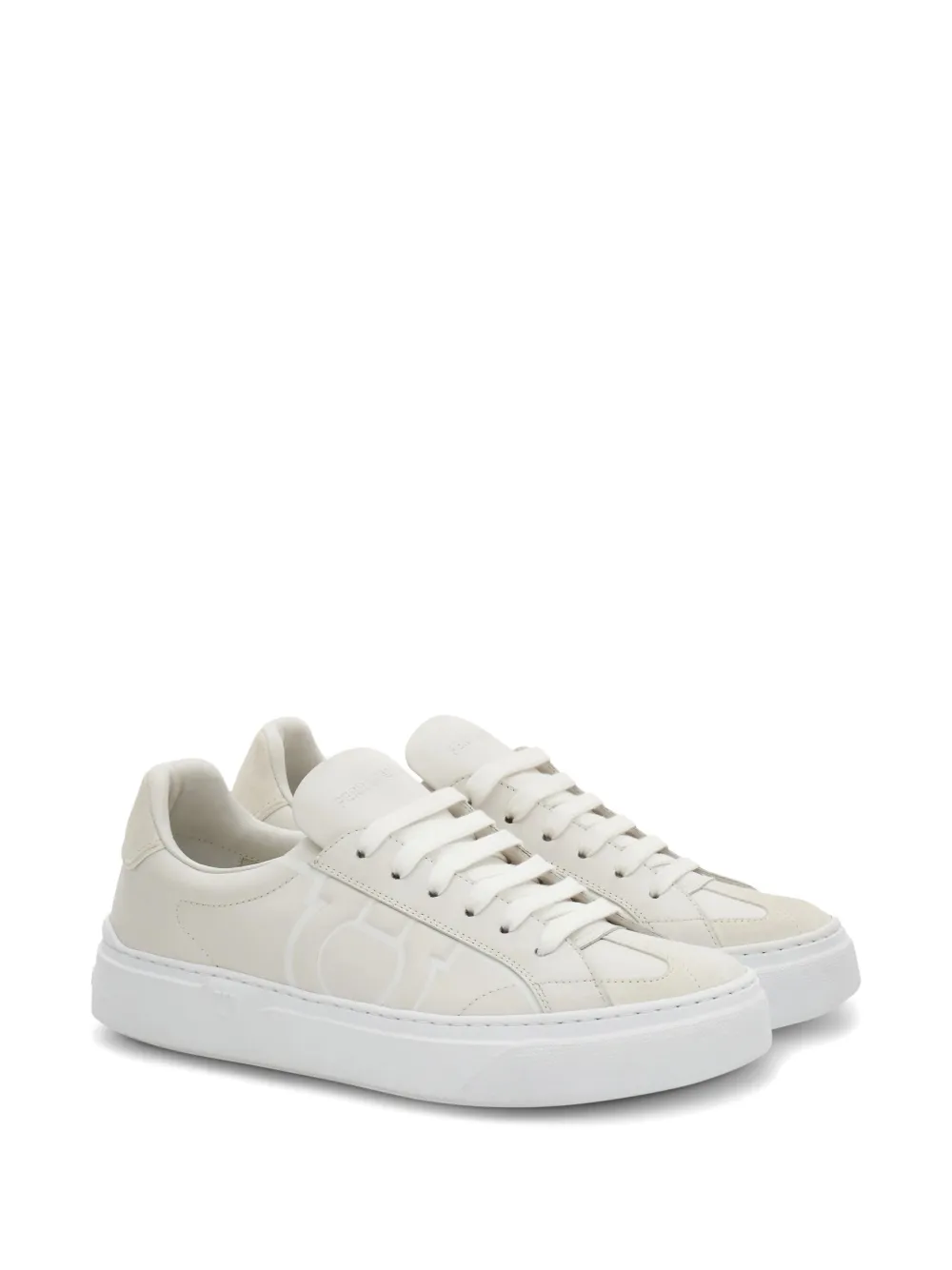 Ferragamo Gancini sneakers met logo Beige