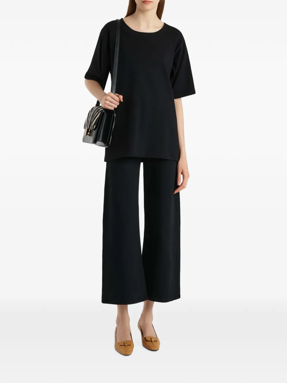 KHAITE T-shirt Zwart