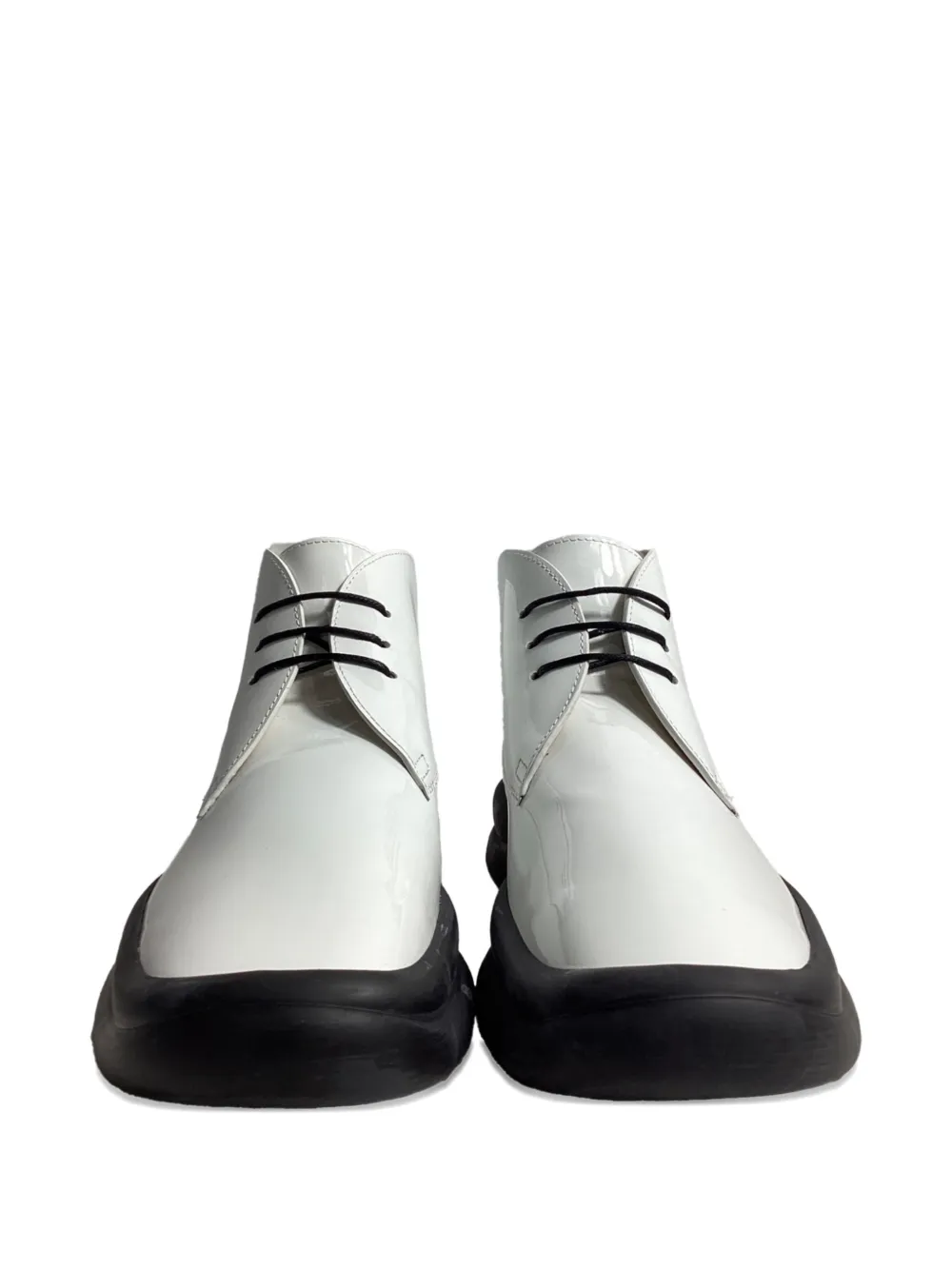 The Row Pre-Owned lace-up fastening patent leather boots - Wit