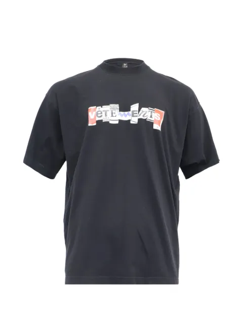 VETEMENTS logo-print T-shirt