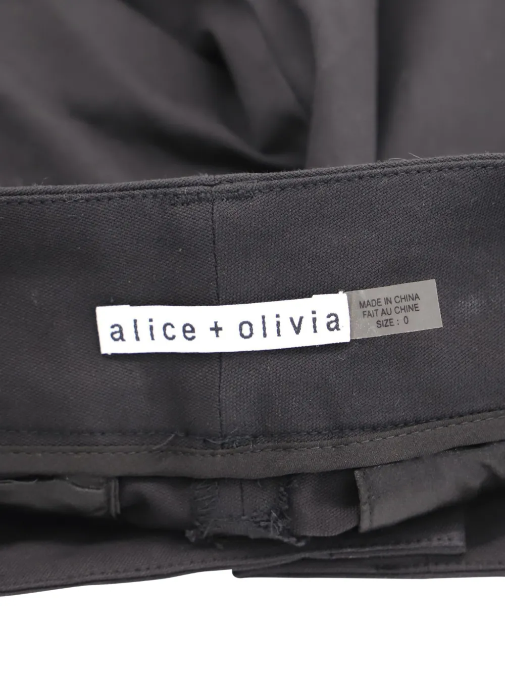  Alice + Olivia Cuffed-hem Shorts - Black 