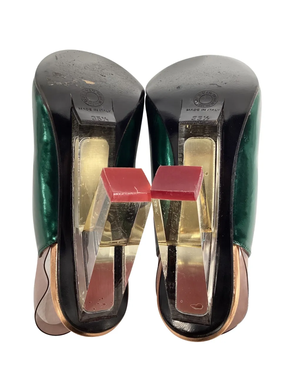 Metallic-Effect Heeled Pumps