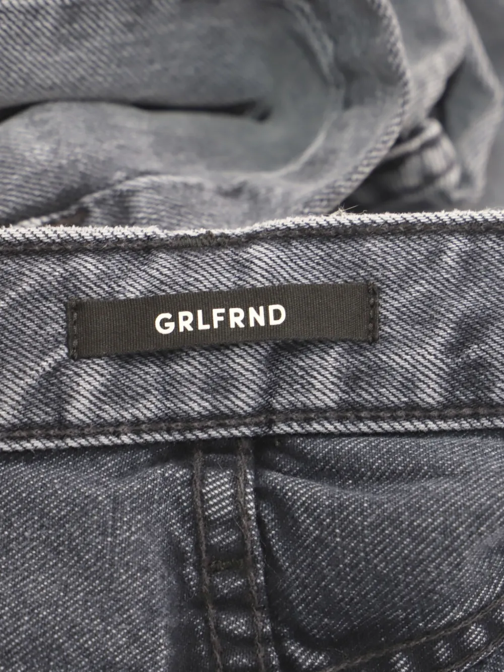  Grlfrnd Mica Straight Leg Denim Trousers - Grey 