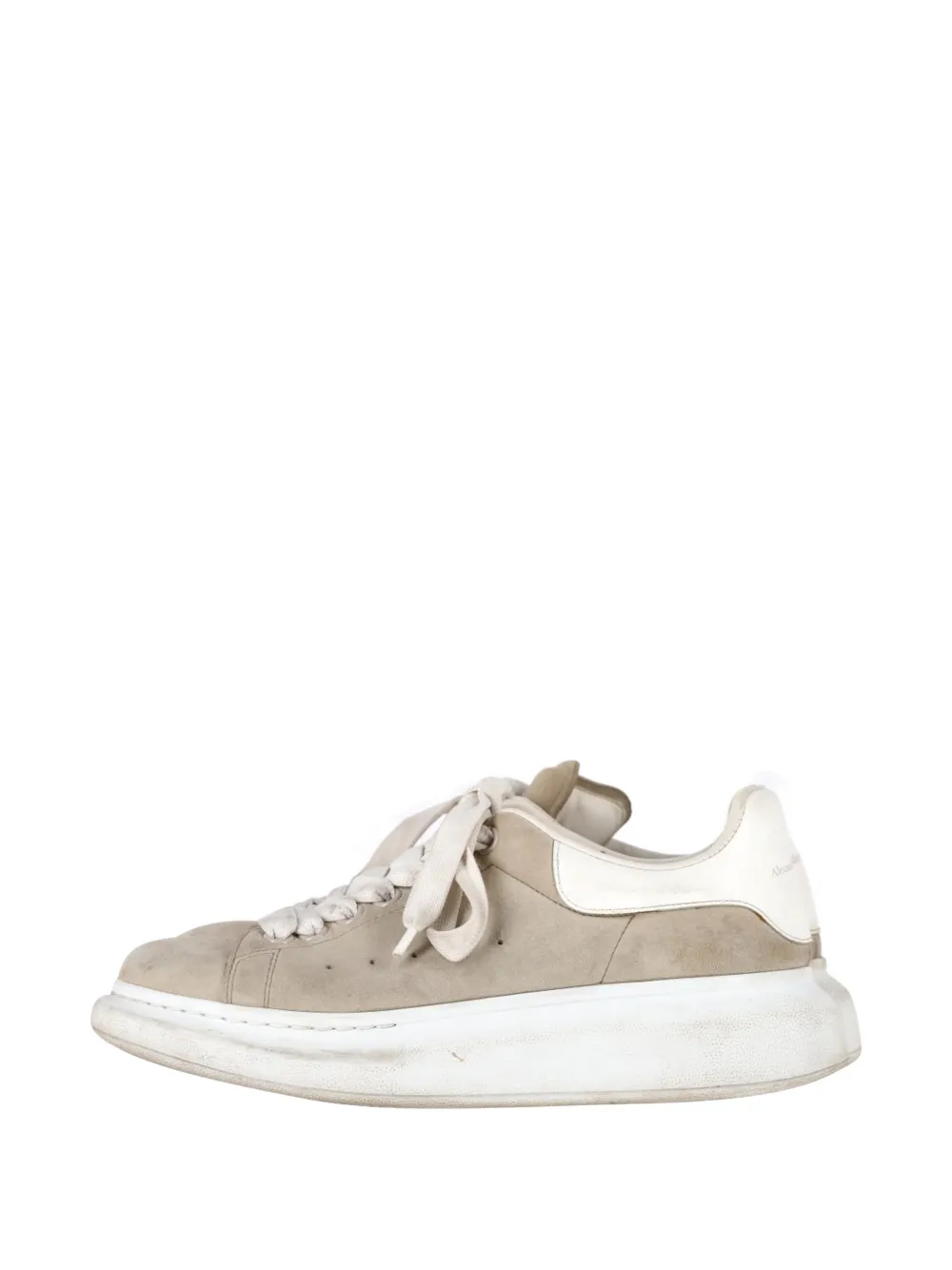 Alexander McQueen Pre-Owned Oversized suede sneakers - Grijs