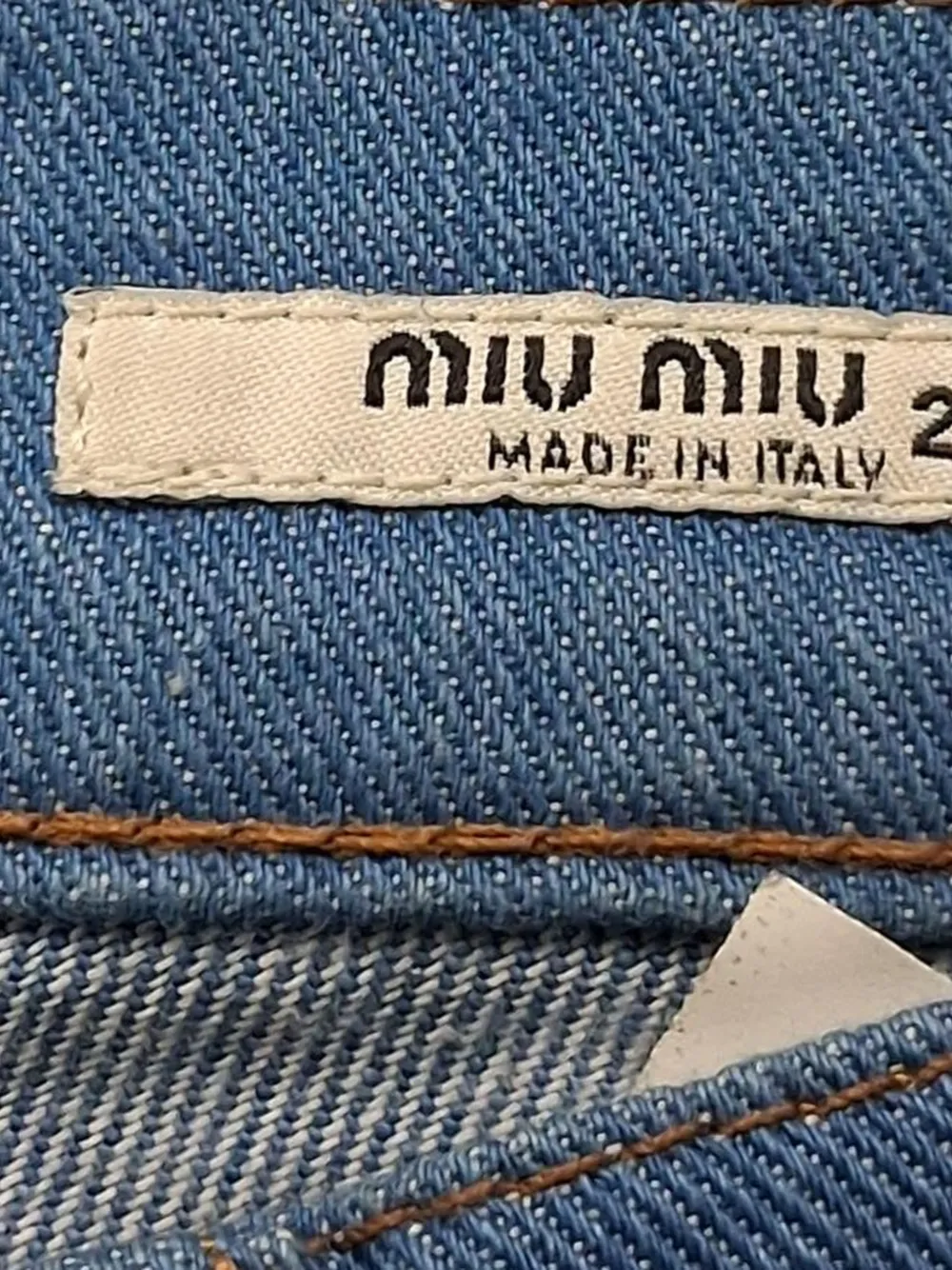 Belt Loops-Detail Jeans