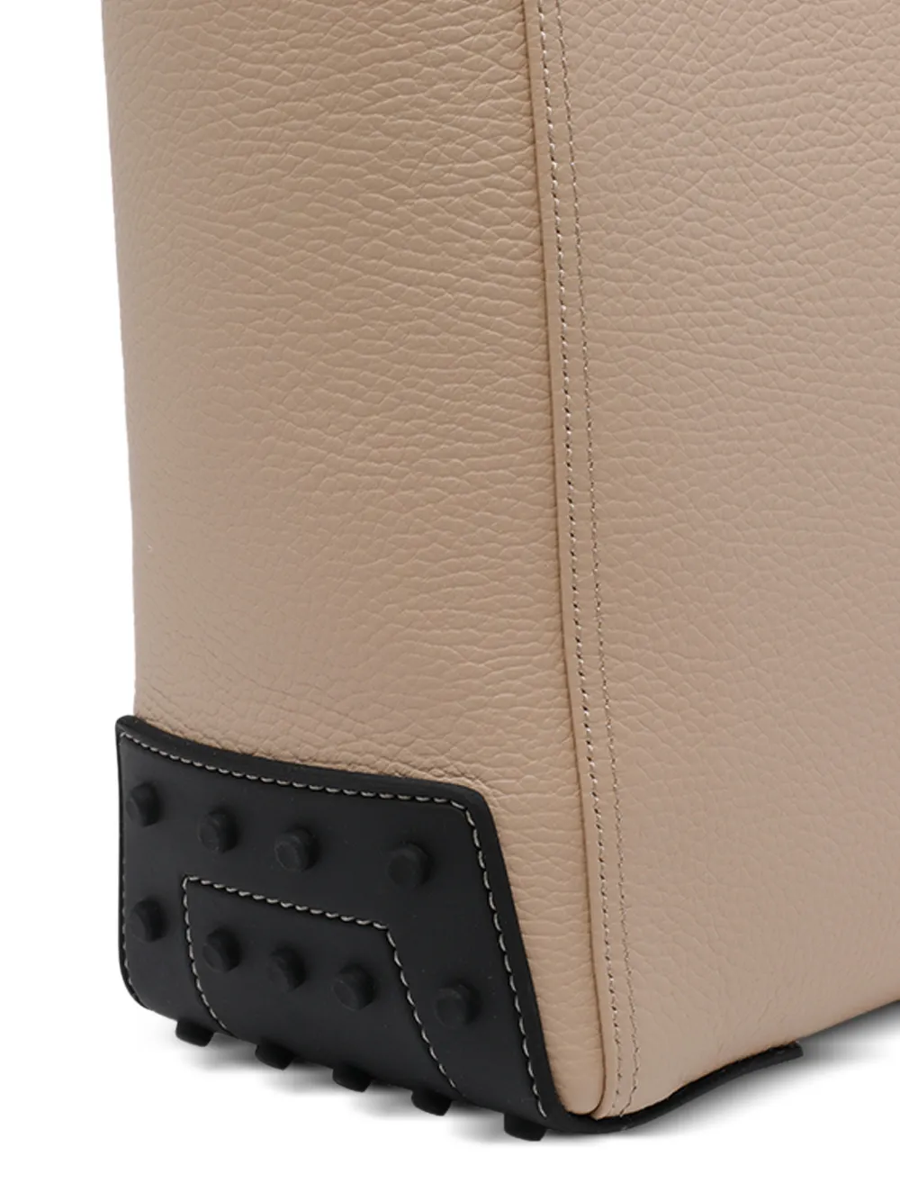 gommino zipped leather shoulder bag