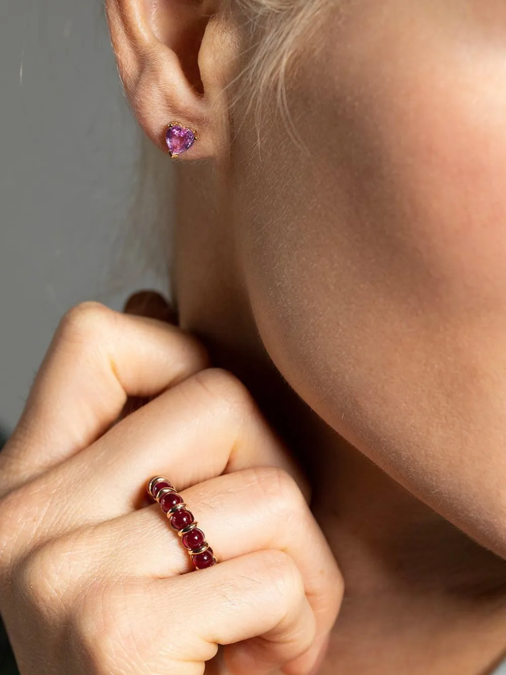  Shay Sapphire Heart-shape Studs Earrings - Pink 