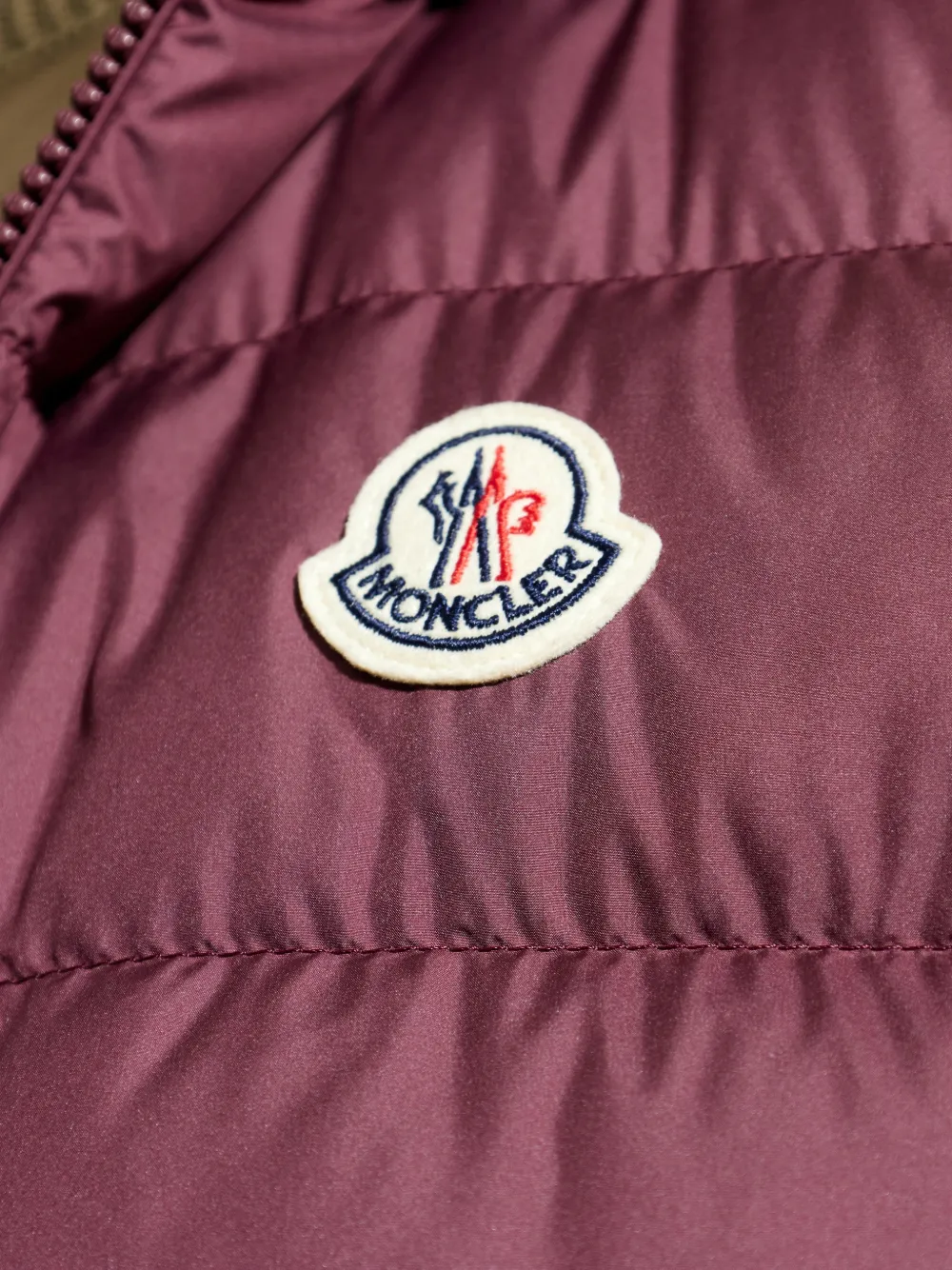 Moncler Bodywarmer met capuchon Rood