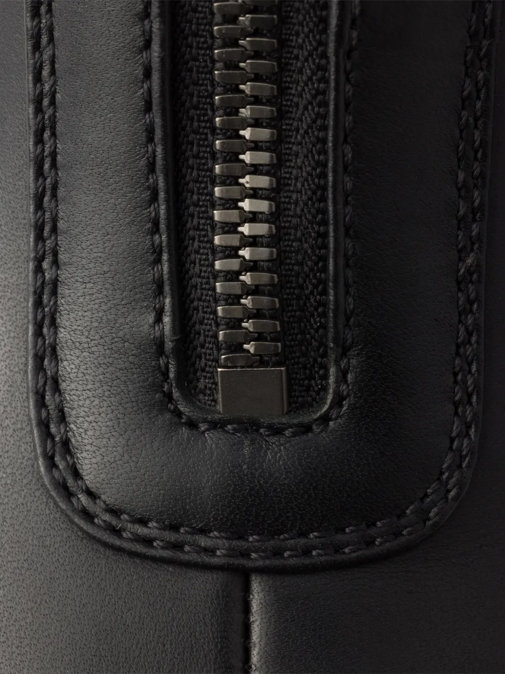 Prada zipped ankle boots Zwart