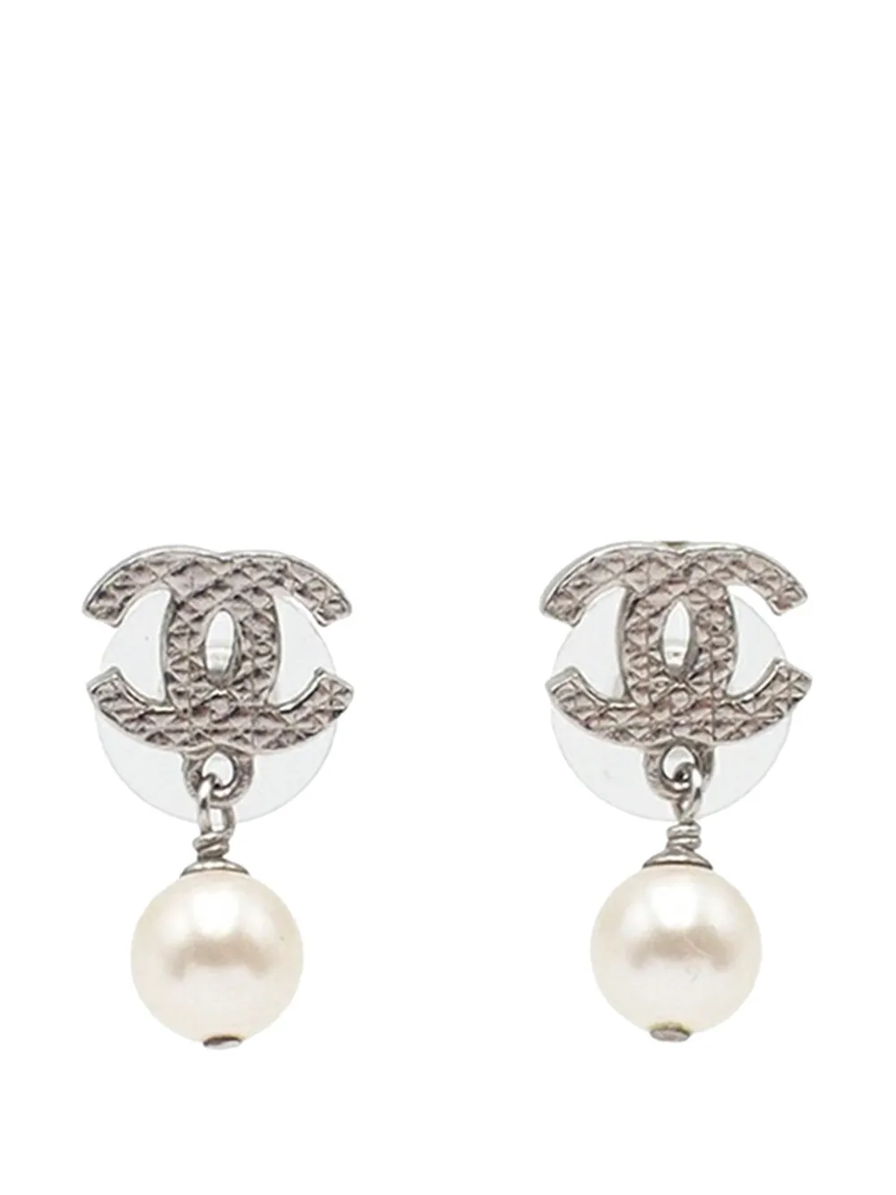 CHANEL Pre-Owned 2012 CC Silver Plated Faux Pearl Drop Push Back Earrings costume earrings - Argento