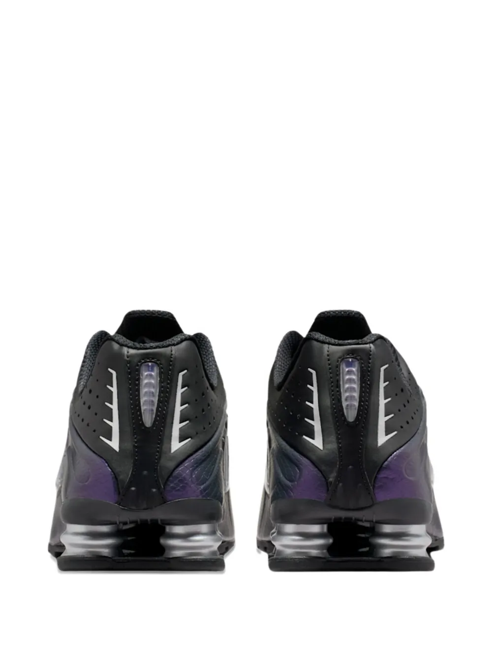 Nike Shox R4 geperforeerde sneakers met logo Zwart