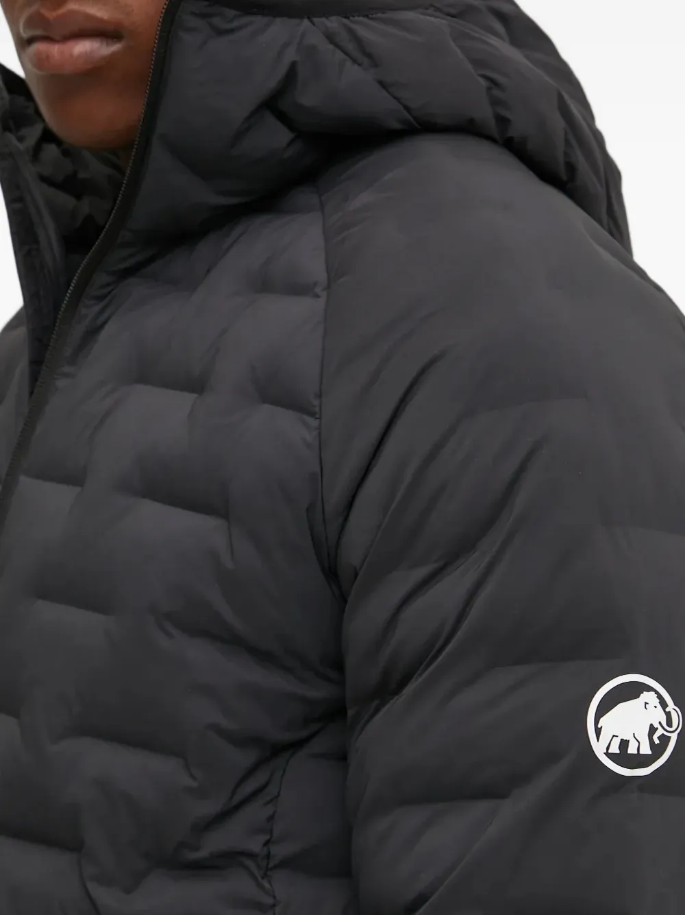 Mammut Sender IN jack met capuchon en rits Zwart