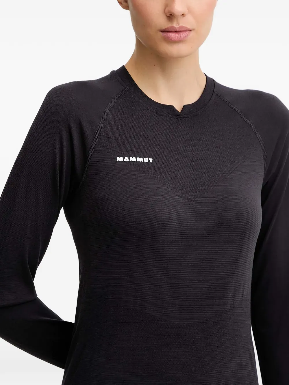 Mammut x Assos ロングTシャツ | ブラック | FARFETCH JP