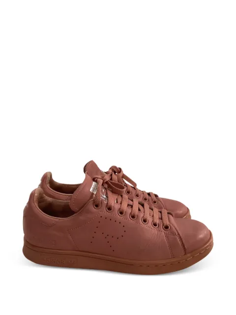 adidas tenis Stan Smith en colaboración con Raf Simons