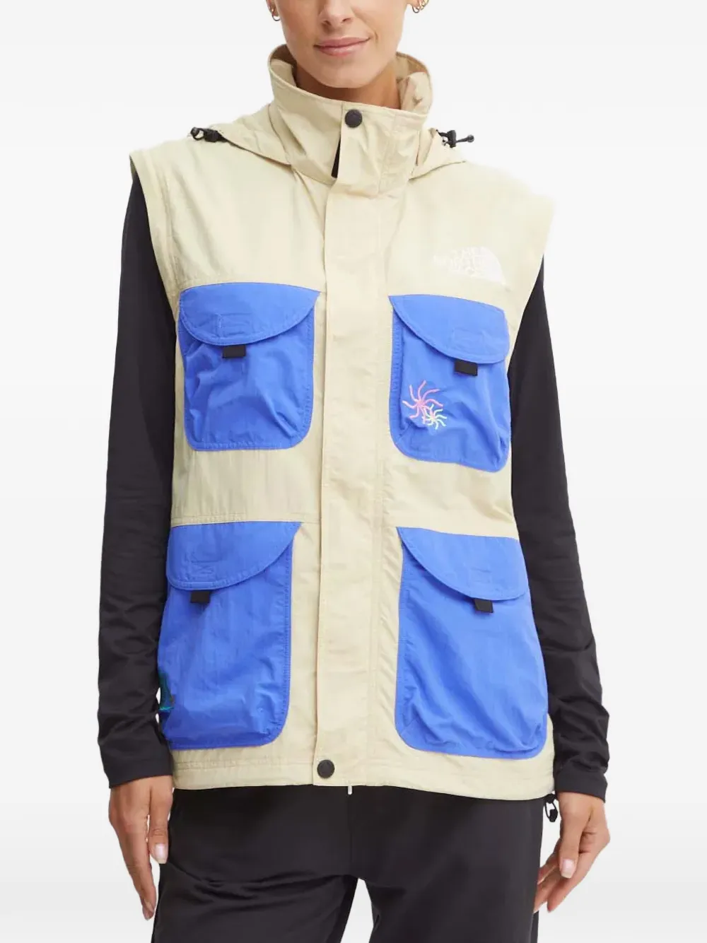  The North Face Pockets Hooded Jacket - Neutrals 