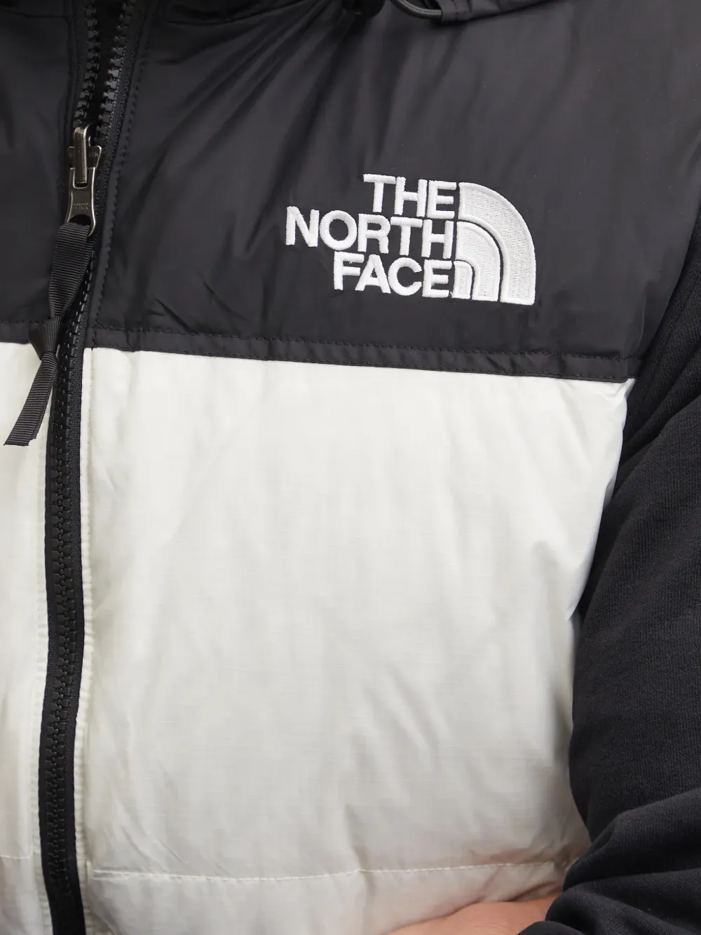 The North Face 1996 Retro Nuptse ダウンベスト | ホワイト | FARFETCH JP