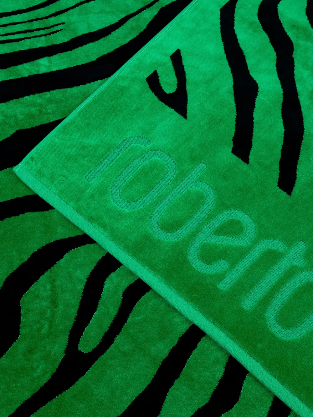 Roberto Cavalli 2000 strandlaken met zebraprint Groen