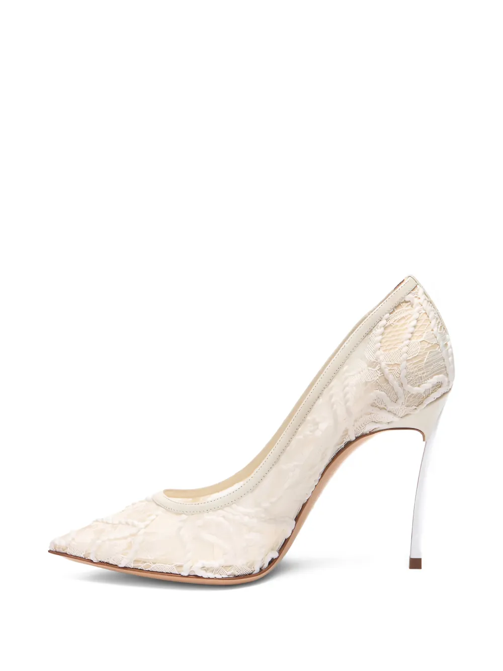 Casadei Chantilly Blade stiletto pumps met kant Wit