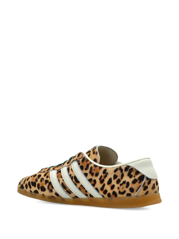 Adidas Samba animal-print Sneakers | Brown | FARFETCH