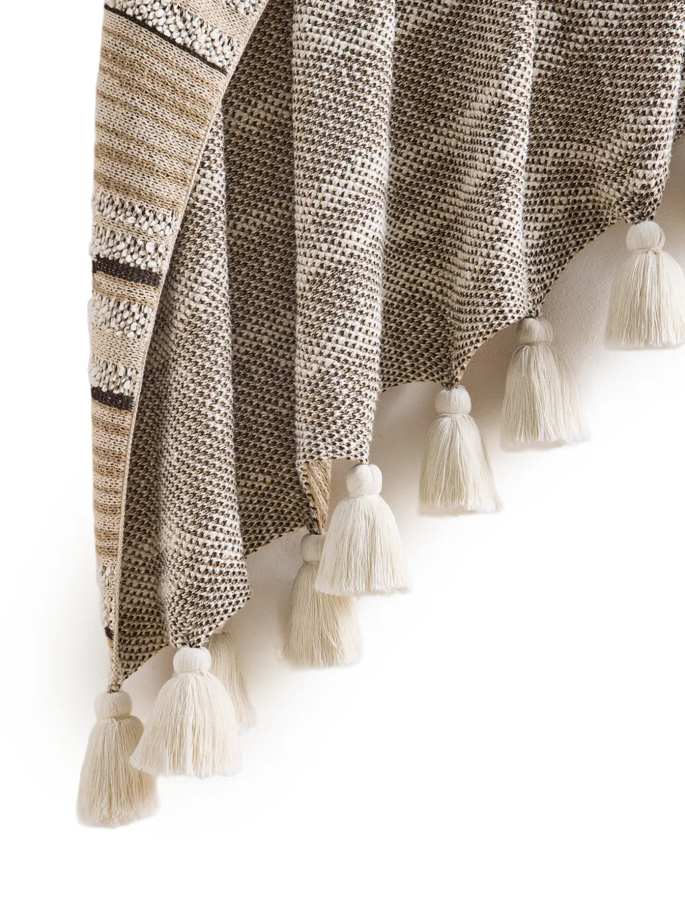  Soho Home Cloud Knitted Tassel-detail Throw - Neutrals 