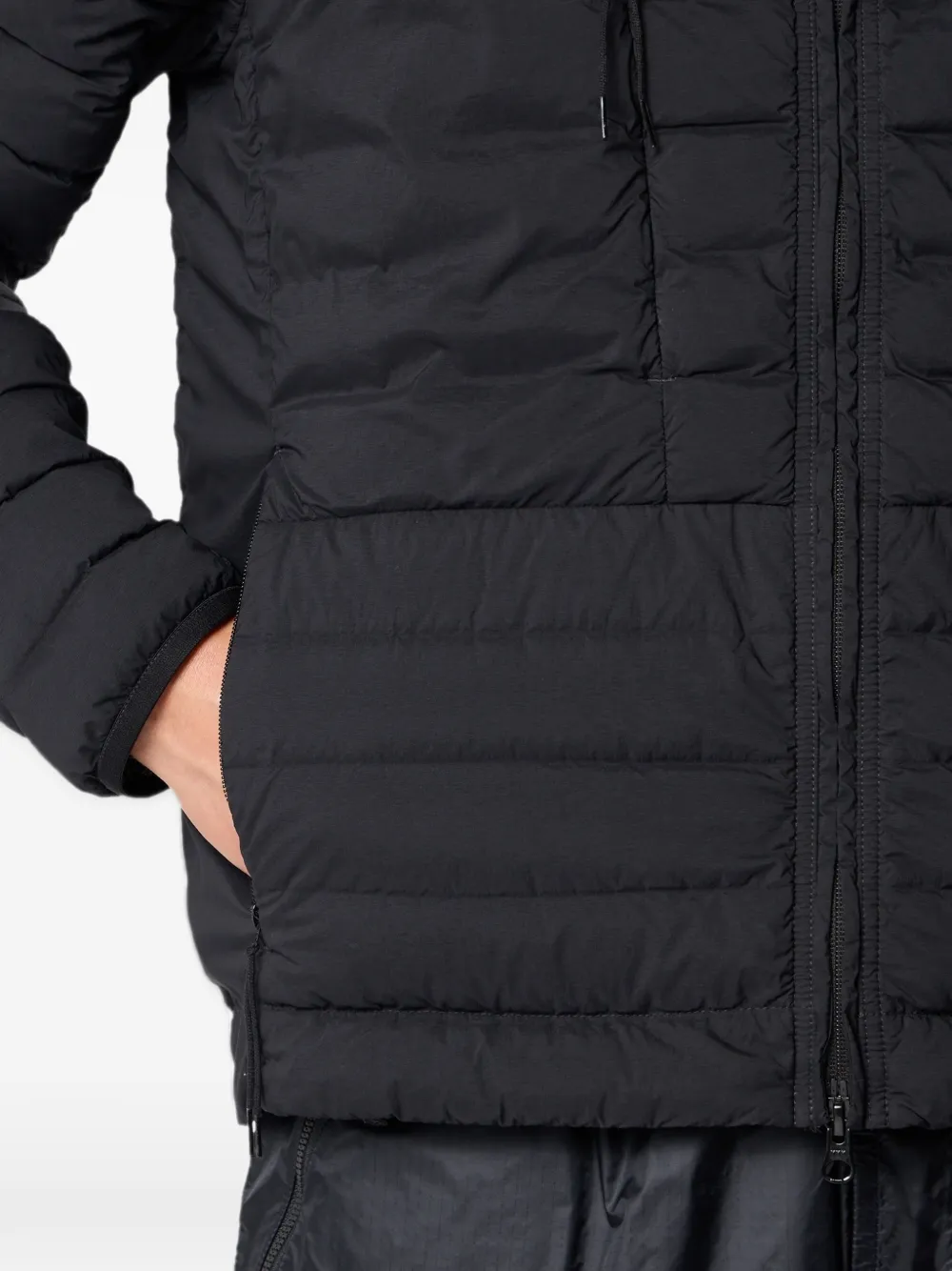 Stone Island Down-TC gewatteerde jas met capuchon Zwart