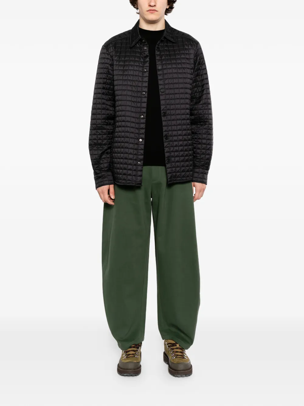 CROQUIS Broek met toelopende pijpen en plooien Groen