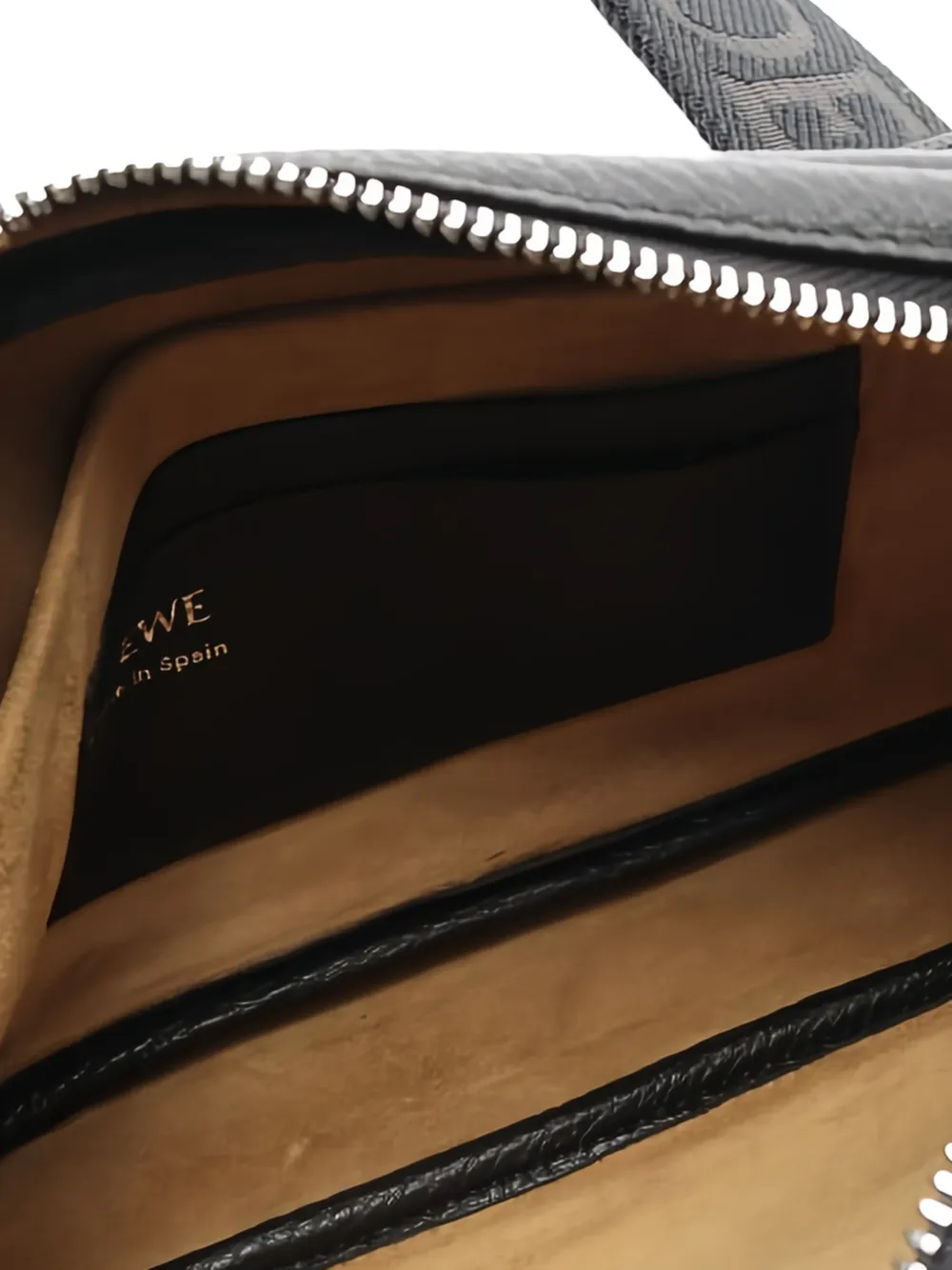 Small Pebble Messenger Bag 