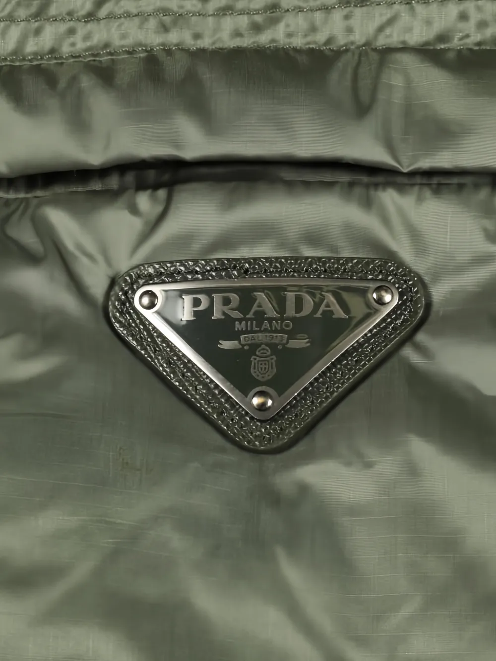  Prada Pre-owned 2000s Logo-plaque Down Jacket - Green 