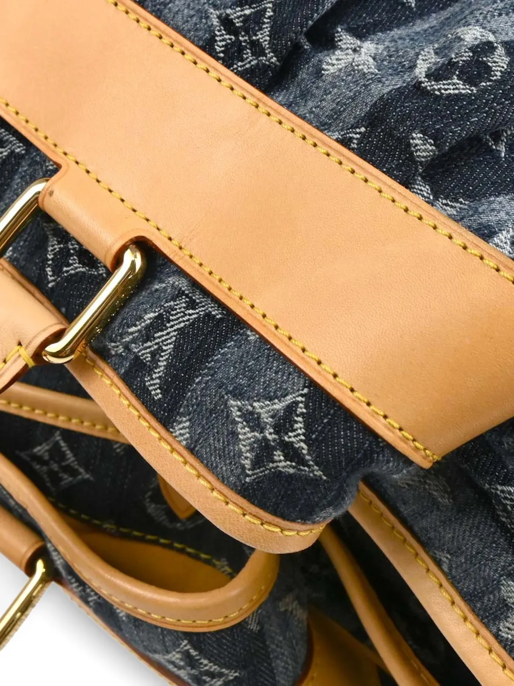 Louis Vuitton Pre-owned 2006 Raye GM Monogram Denim Tote Bag in Blue, view 4