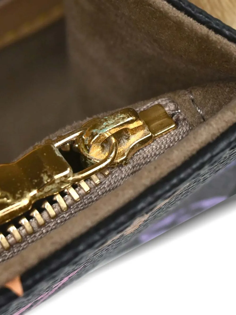2009 Monogram Studded Pochette