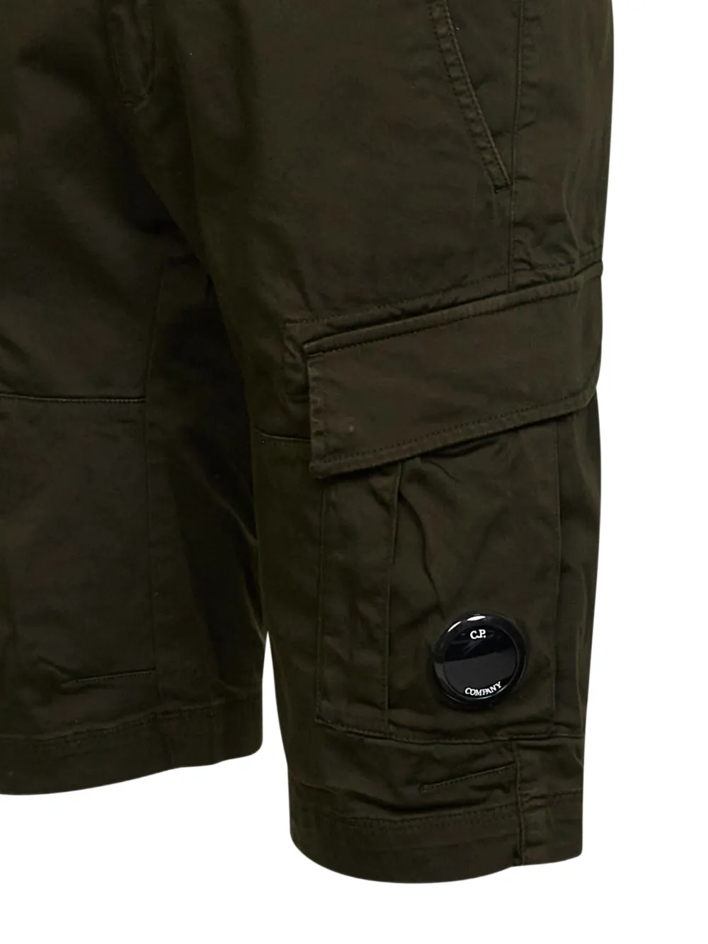 C.P. Company Shorts met cargo zak Groen