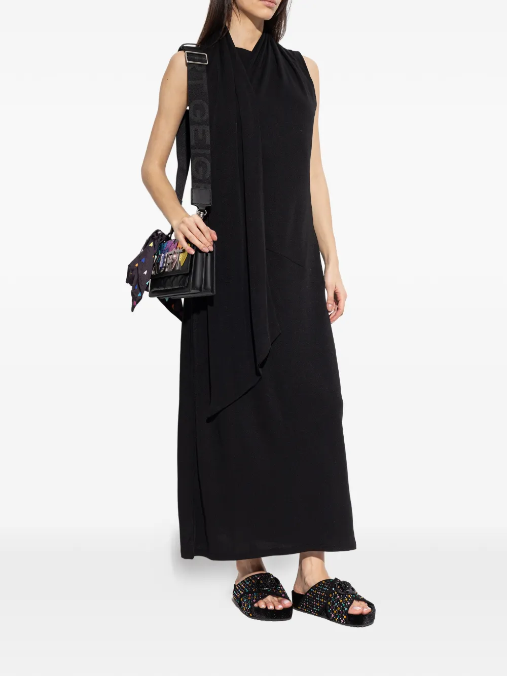 Kurt Geiger London Platte verfraaide sandalen met gekruiste bandjes Zwart