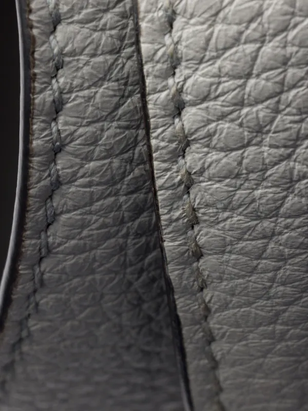 Prada レザーハンドバッグ | グレー | FARFETCH JP