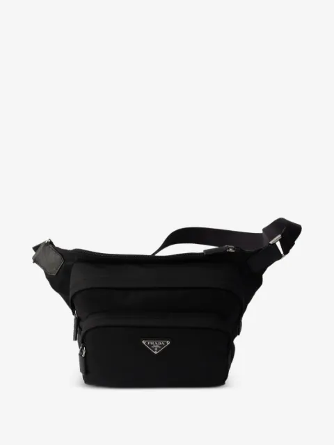 Prada bolsa de hombro con placa del logo