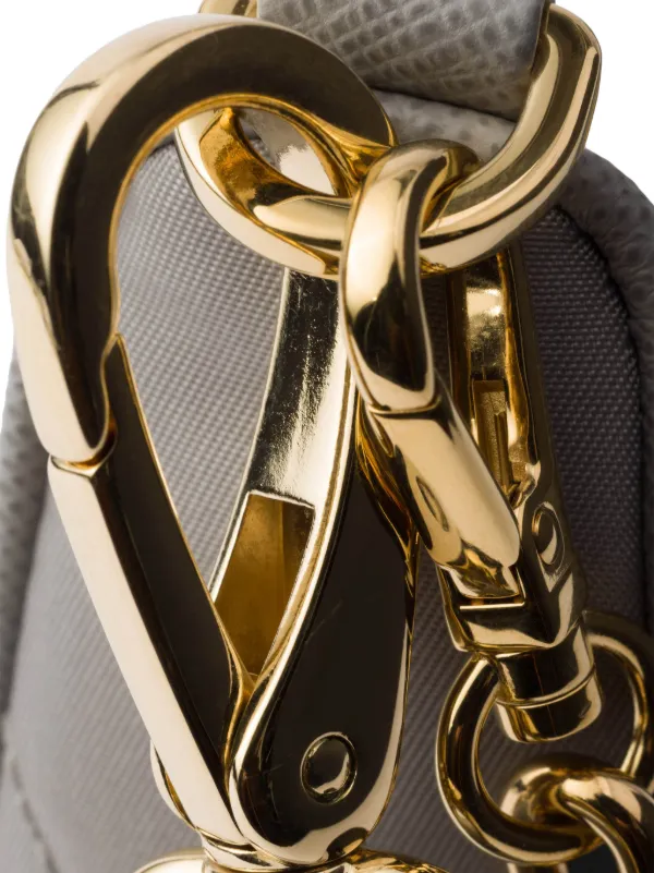 Prada リエディション キルティング ショルダーバッグ | グレー