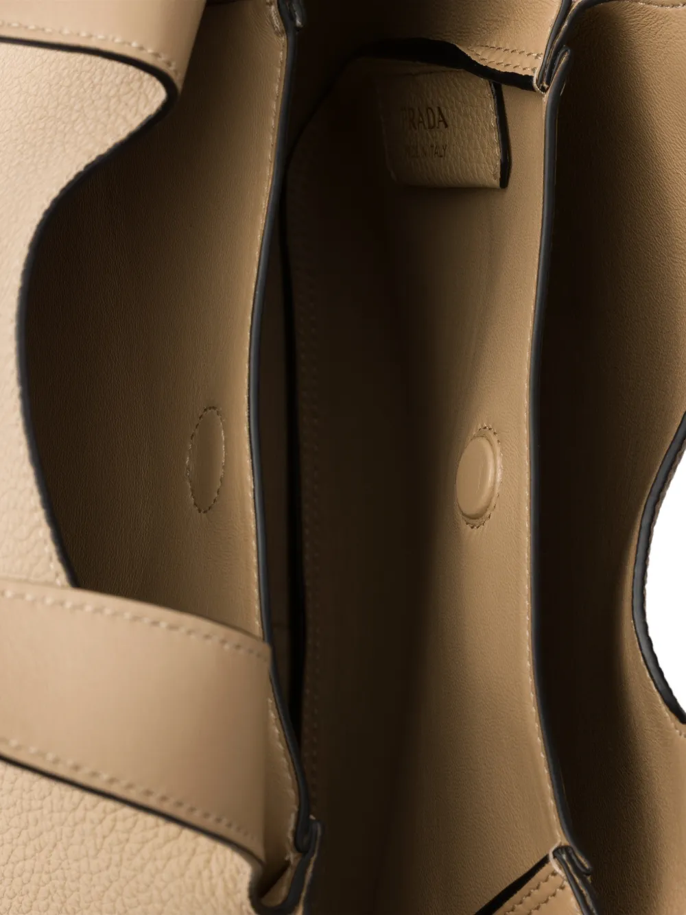 Prada Leren shopper Beige