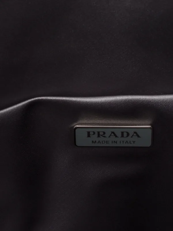 Prada Wish ポーチ | グレー | FARFETCH JP