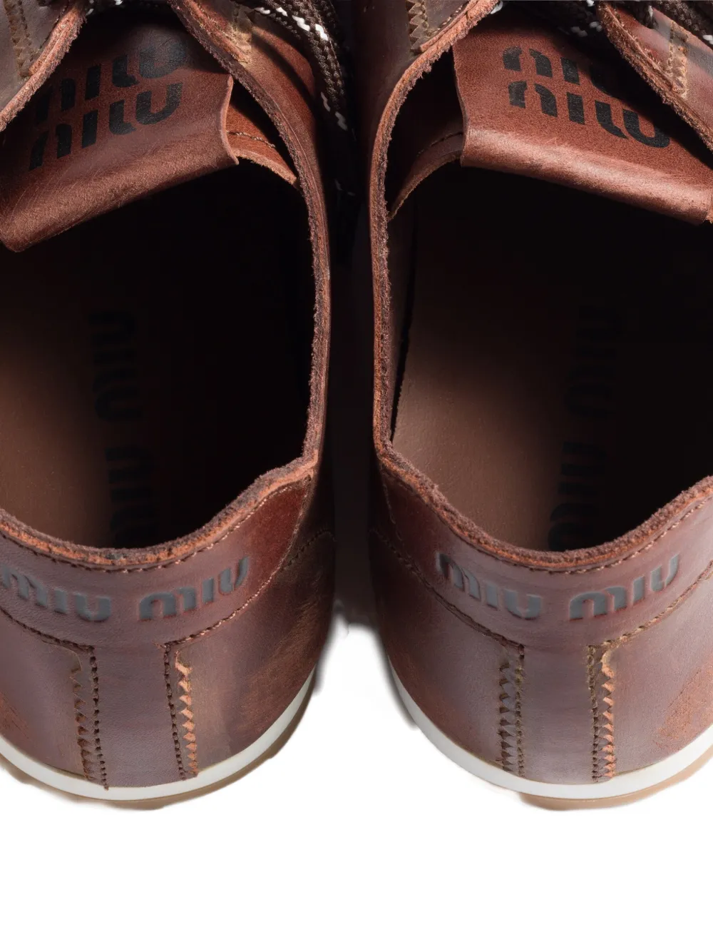 Miu Plume leather sneakers Bruin