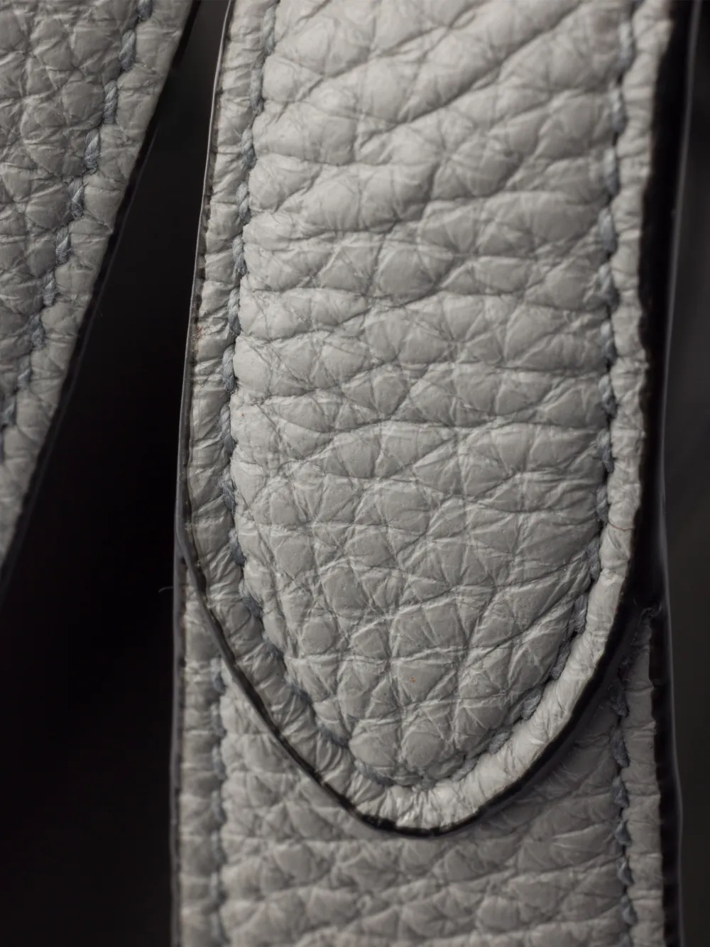 Prada Leren shopper Grijs