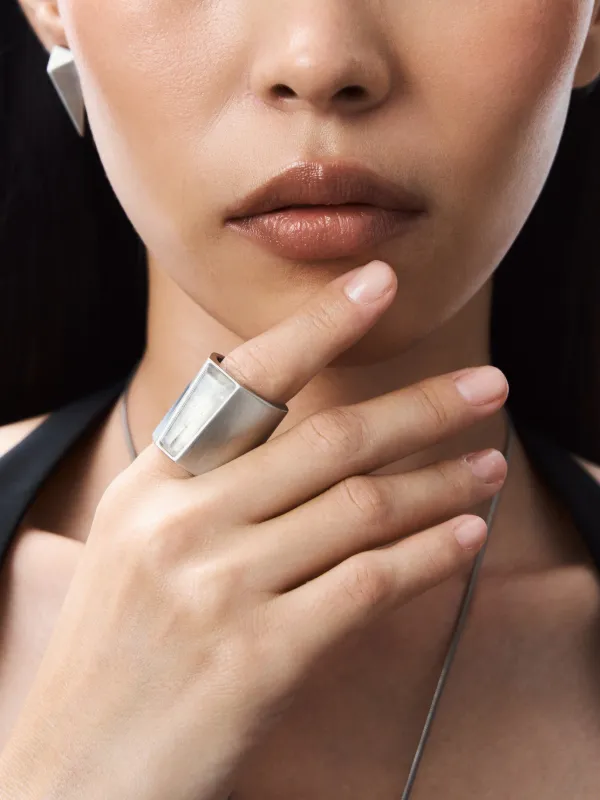 rick owens リング　size52 Rick Owens Beveled Crystal Trunk Ring | Silver | FARFETCH