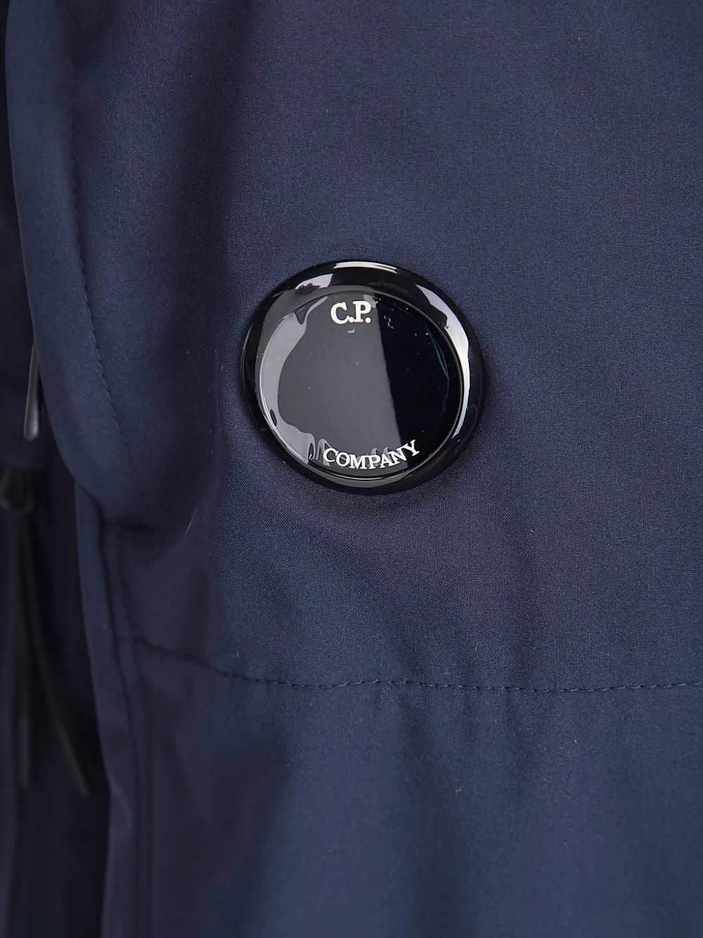  C.p. Company Shell-r Hooded Jacket - Blue 