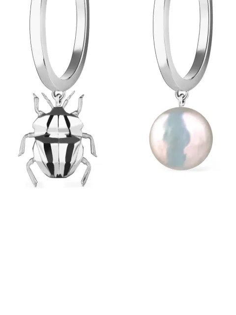 Vertigo boucles d'oreilles asymétriques à motif d'insecte