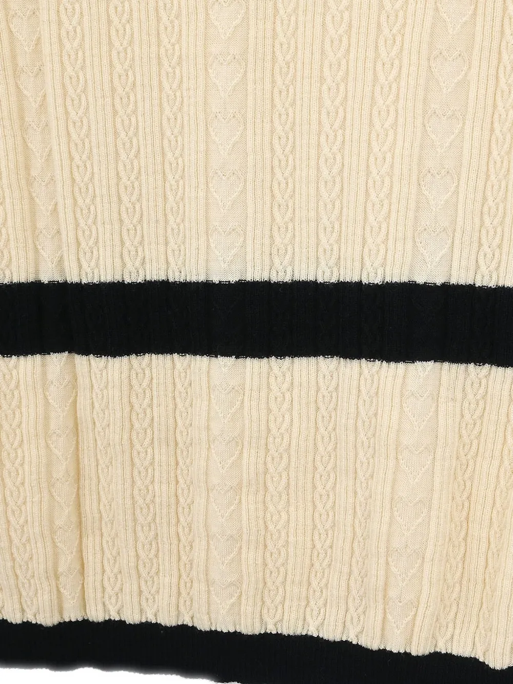 2015-2016 Heart-Detail Top