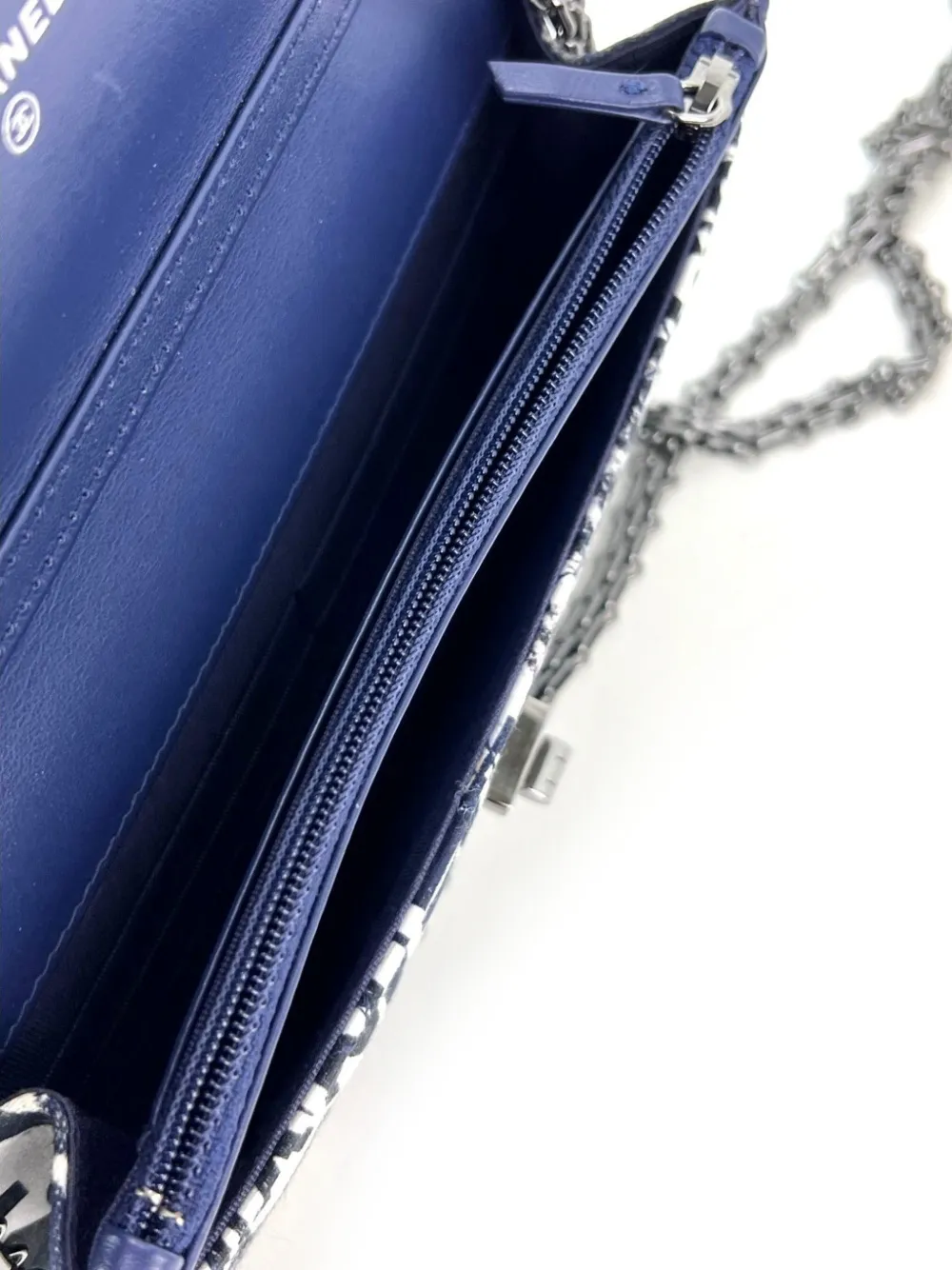 2019 Reissue Quilted Printed Cross Body Bag