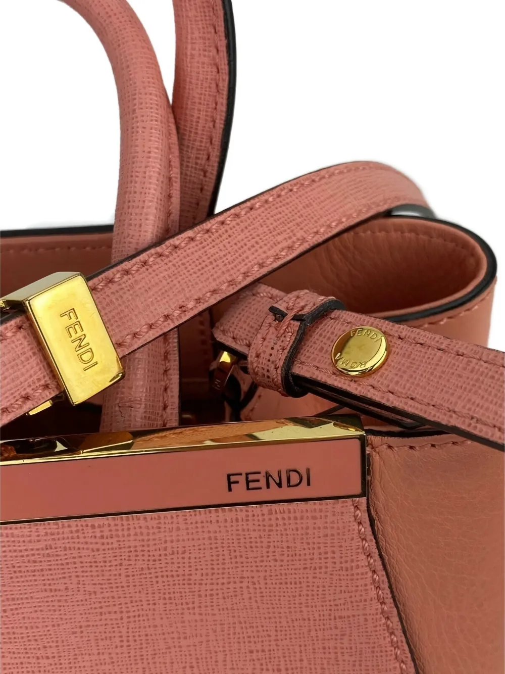 Fendi Pre-owned Petite Vitello Elite Flamingo Leather Tote Bag in Pink, view 4
