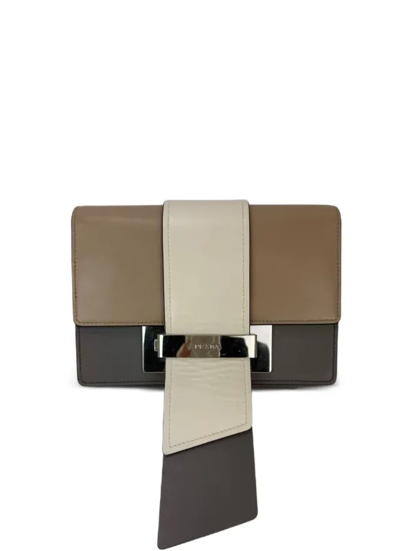 Prada Pre-owned Cahier Leather Clutch in Brown