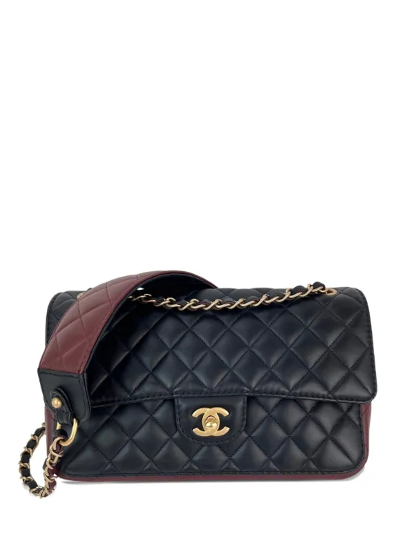 Chanel Pre-owned Chain-strap Logo-detail Shoulder Bag in Black