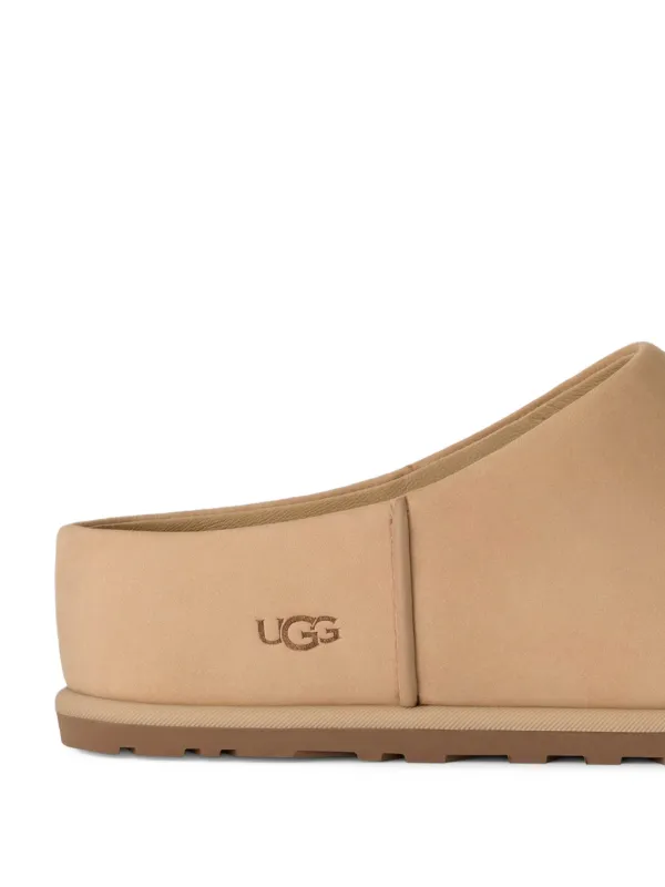 UGG Otzo Clog レザースリッポン | ニュートラル | FARFETCH JP