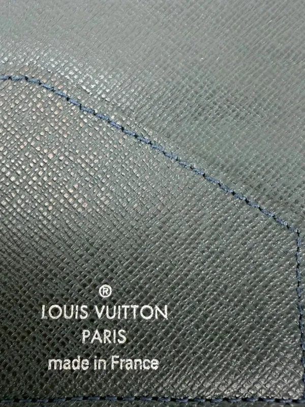 Louis Vuitton Pre-Owned Brazza 二つ折り財布 | グレー | FARFETCH JP