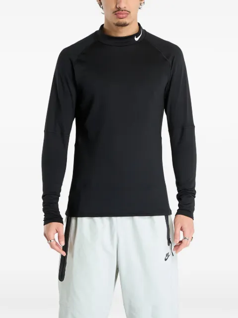 Nike long-sleeved turtleneck T-shirt